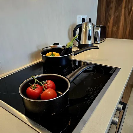 One Bedroom Apartment, Universal Residences * Пафос