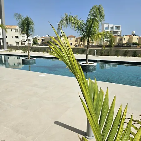 One Bedroom Apartment, Universal Residences