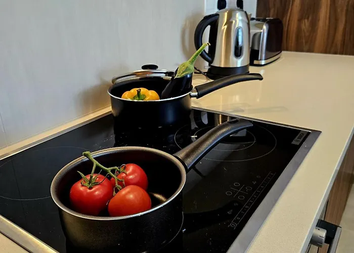 One Bedroom Apartment, Universal Residences * パ フォス